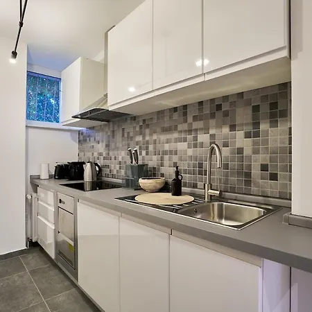 Urban Base For 8 In Mitte * Berlin