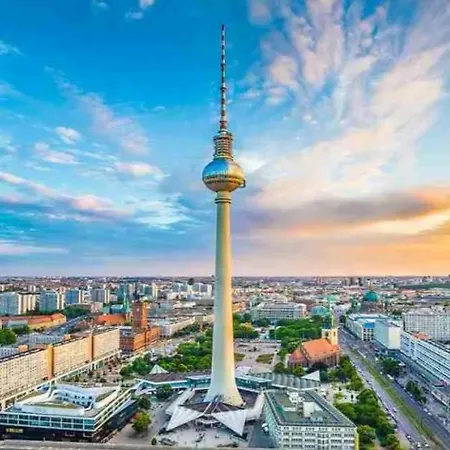 Urban Base For 9 In Mitte