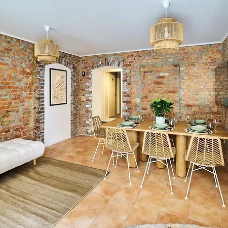 Urban Base For 9 In Mitte Berlín