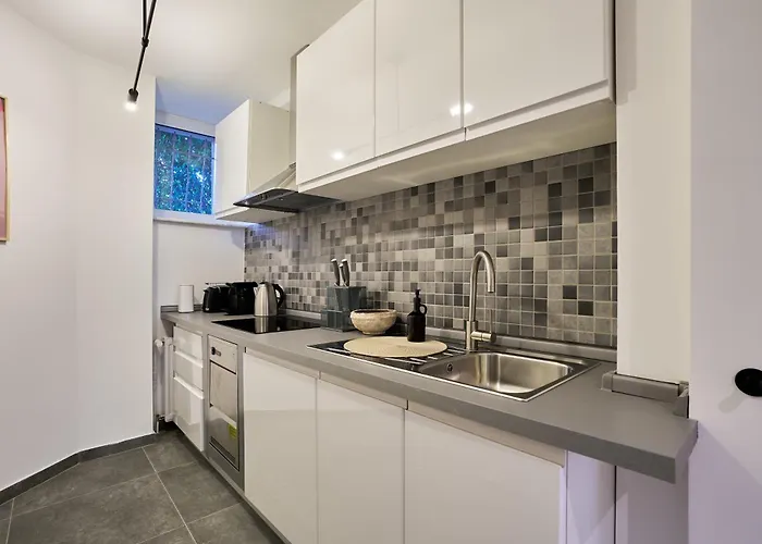 Apartament Urban Base For 9 In Mitte Berlin